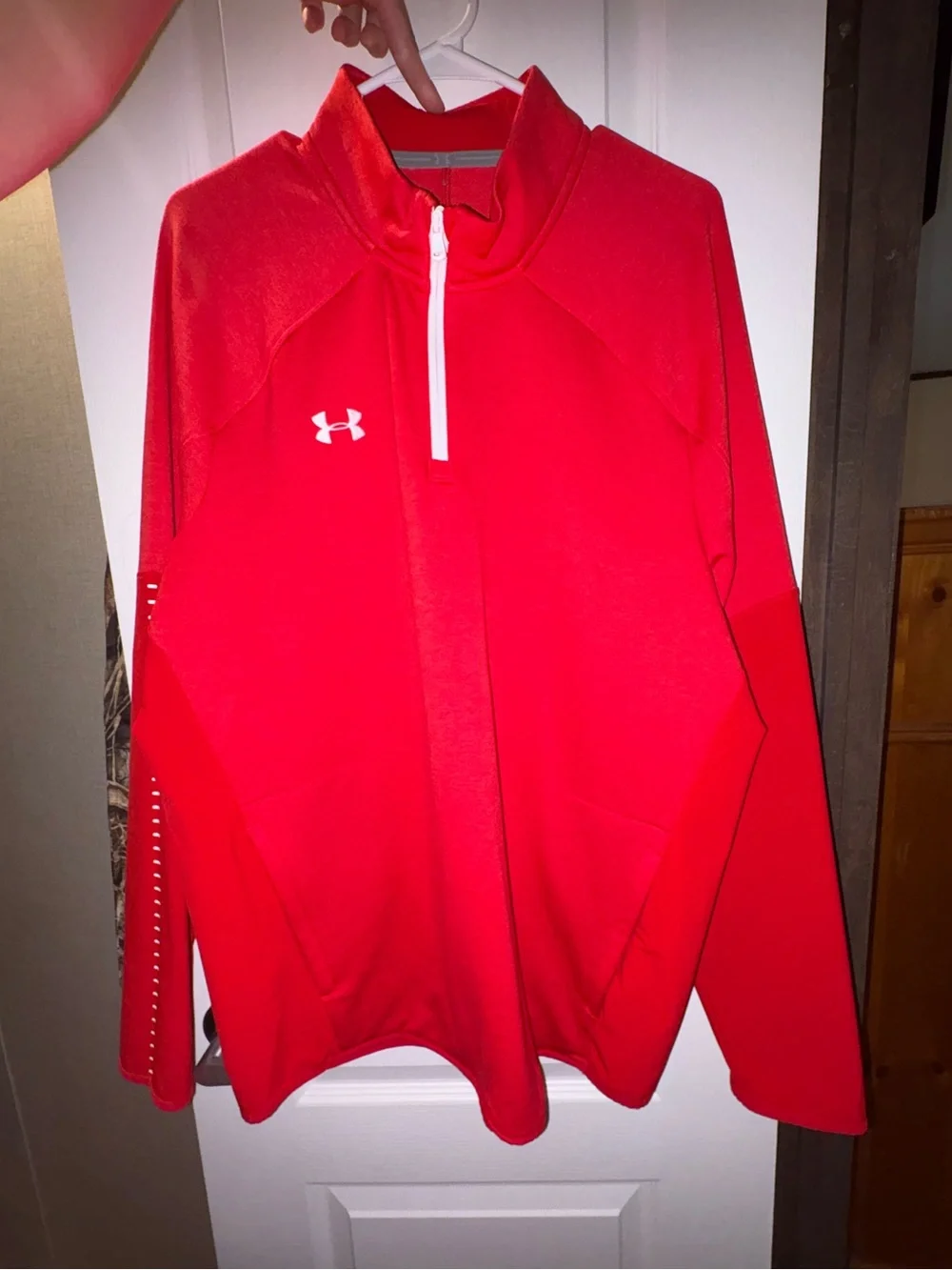 NWOT Under Armour Men’s Quarter-Zip Pullover
